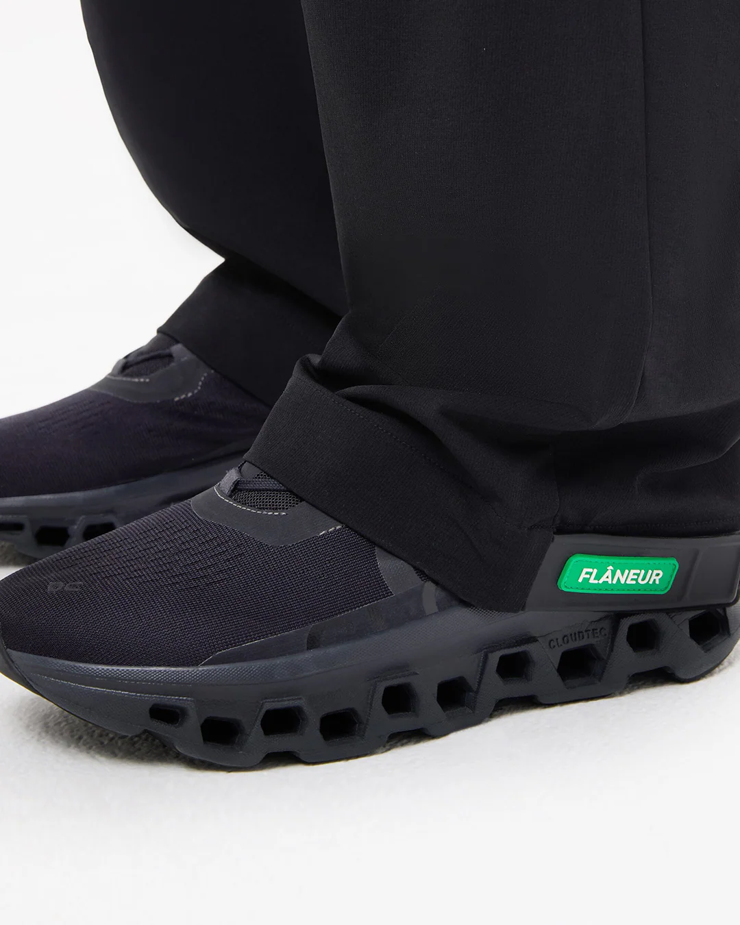 Badge Formal Tech Pants | Black - Image 3